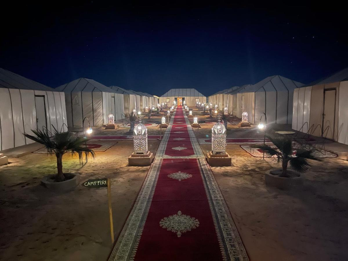 Sahara Desert Luxury Camp เมอร์ซูกา ภายนอก รูปภาพ