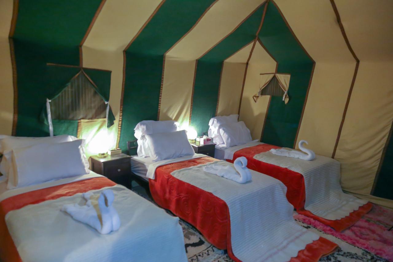 Sahara Desert Luxury Camp เมอร์ซูกา ภายนอก รูปภาพ