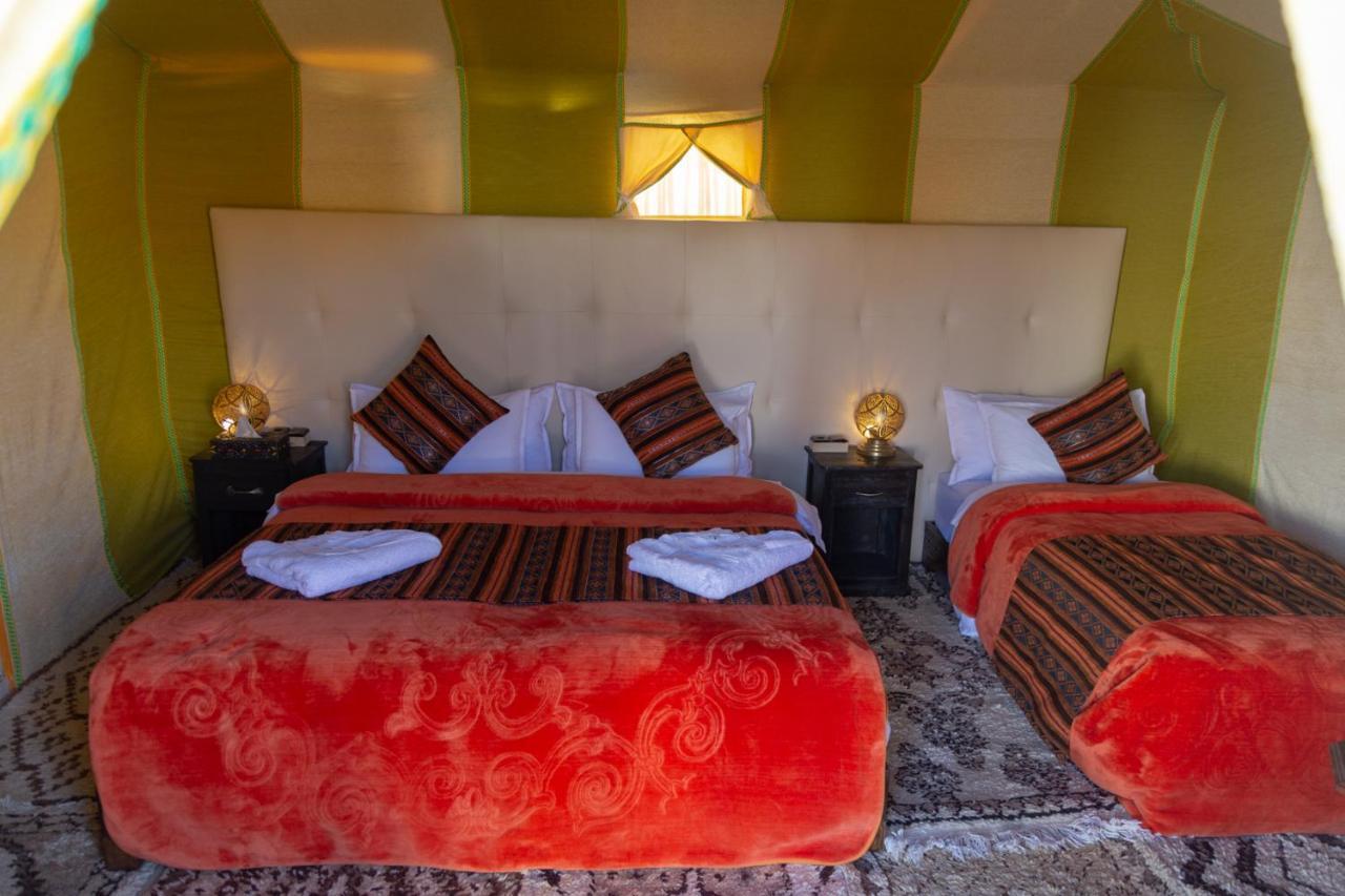 Sahara Desert Luxury Camp เมอร์ซูกา ภายนอก รูปภาพ