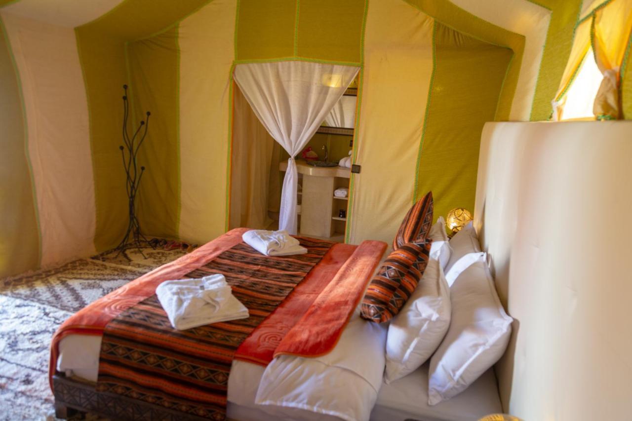 Sahara Desert Luxury Camp เมอร์ซูกา ภายนอก รูปภาพ